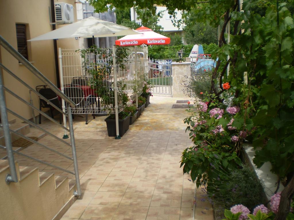Apartments Tare, Free Parking โวดีเซ ภายนอก รูปภาพ